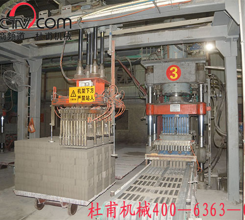 頁(yè)巖磚機